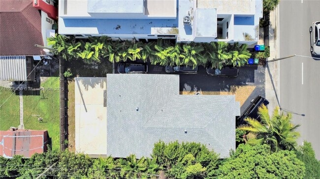 Photo - 5151 N Miami Ave Unidad 5151