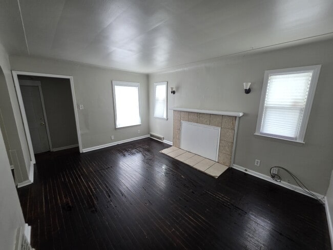 Photo - 16672 Lauder St