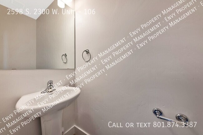 Photo - 2598 S 2300 W St