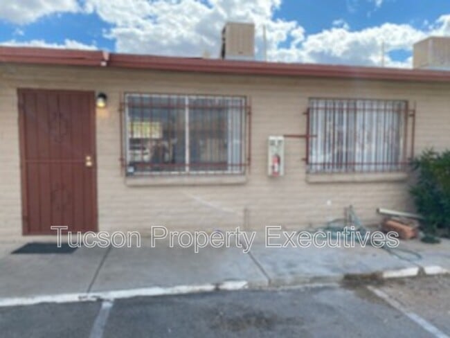 Photo - 5764 S Park Ave