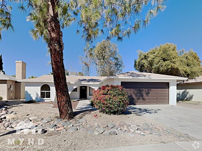 Building Photo - 2742 S Las Flores Rental