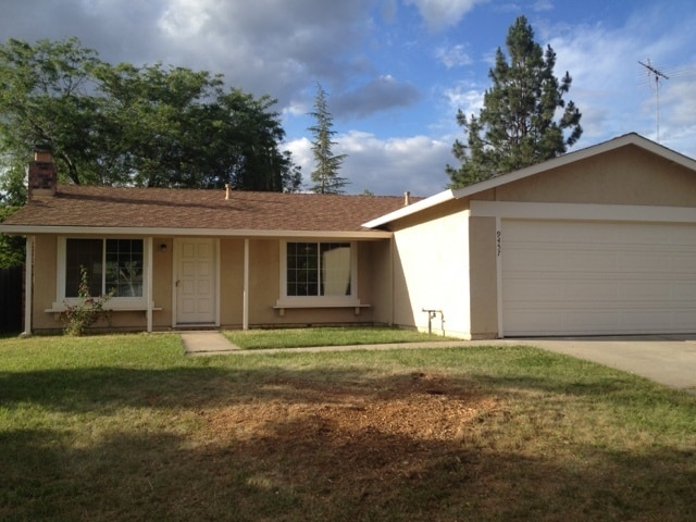 Building Photo - Recently Remodeled Four Bedroom Rosemont Home with Large Backyard!