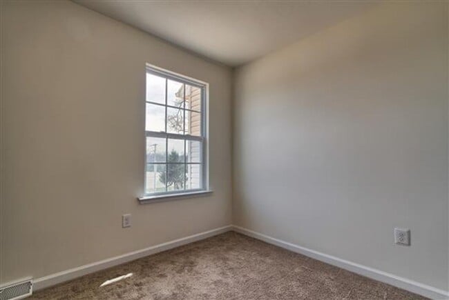 Photo - 1241 Ledge Dr