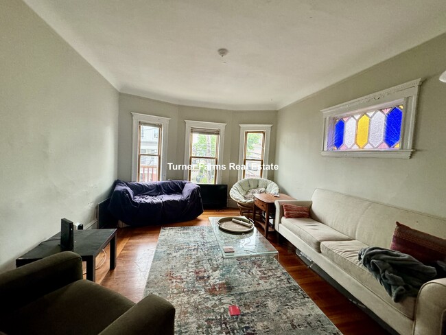 Photo - 85 Lowden Ave Apartments Unit 2