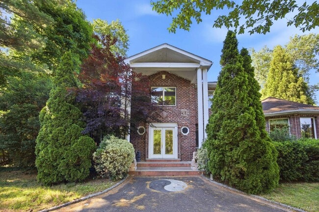 Photo - 1 Bridle Path Dr