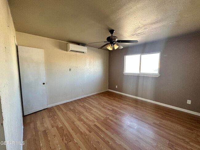 Photo - 7224 Dale Rd