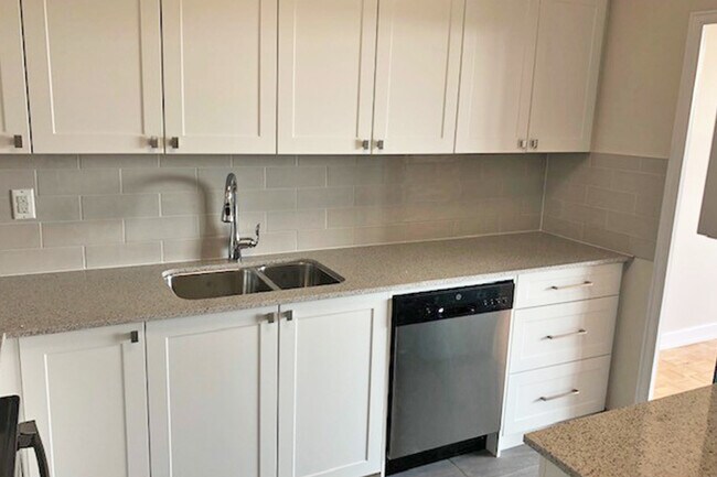 Photo - San Remo/Monaco Towers