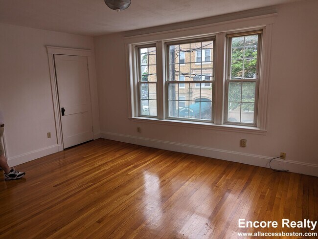 Photo - 120 Summer St Unit 4