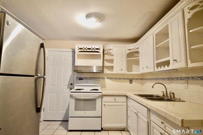 Photo - 136 Forest Rd