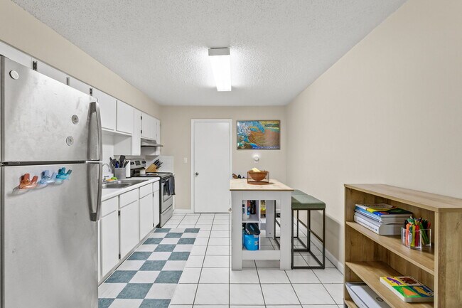 Photo - Orleans Apartments
