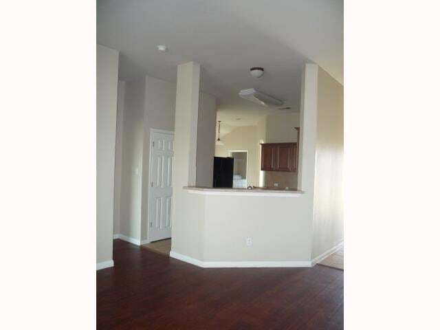 Photo - 102 Aguilar Dr