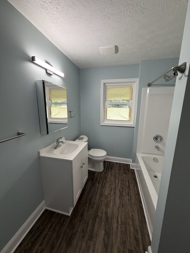 Photo - 1031 Fairbanks Pl