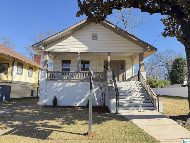 Building Photo - 219 47th Pl N