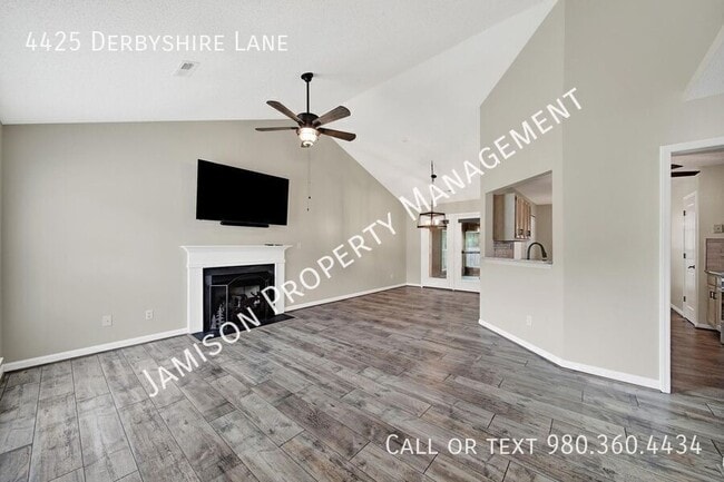 4425 Derbyshire Ln