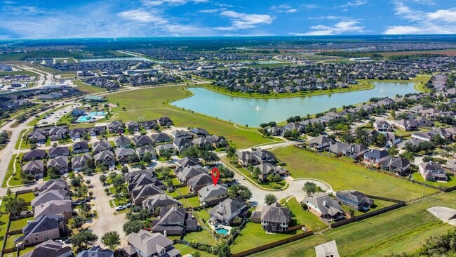 Photo - 9427 Sapphire Bay Ln