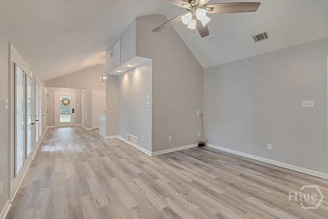 Photo - 196 Sayle Rd