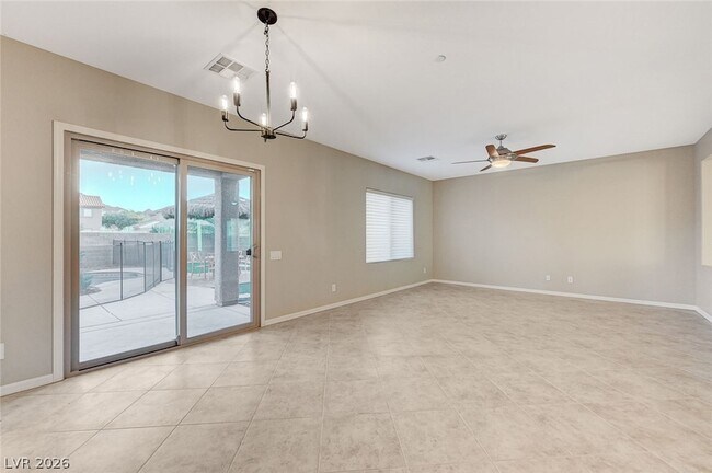 81 Lovage St