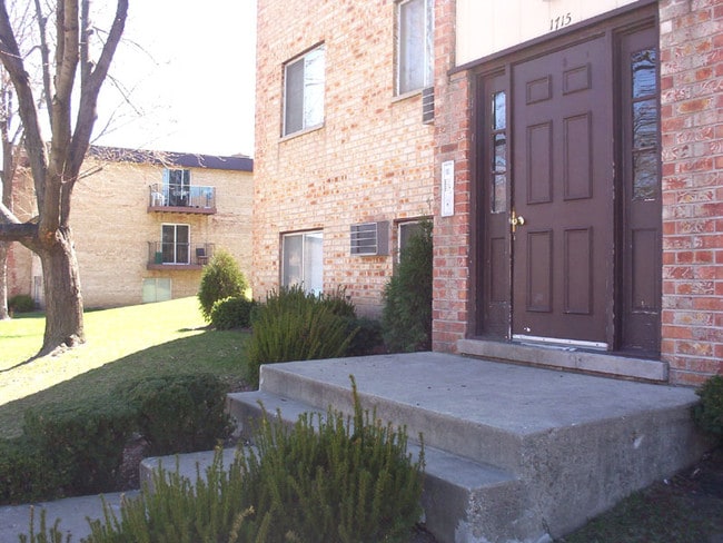 Photo - 1709 W Victoria Dr