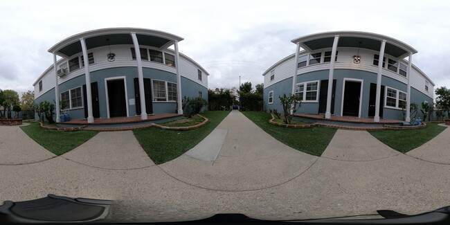 Building Photo - 11683 Chandler Blvd Rental