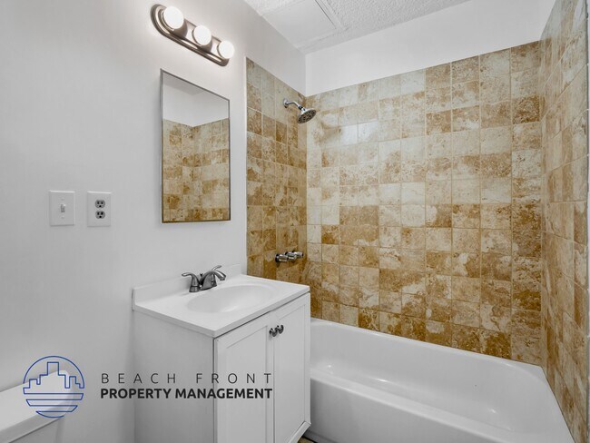 Photo - 8910 Sepulveda Eastway
