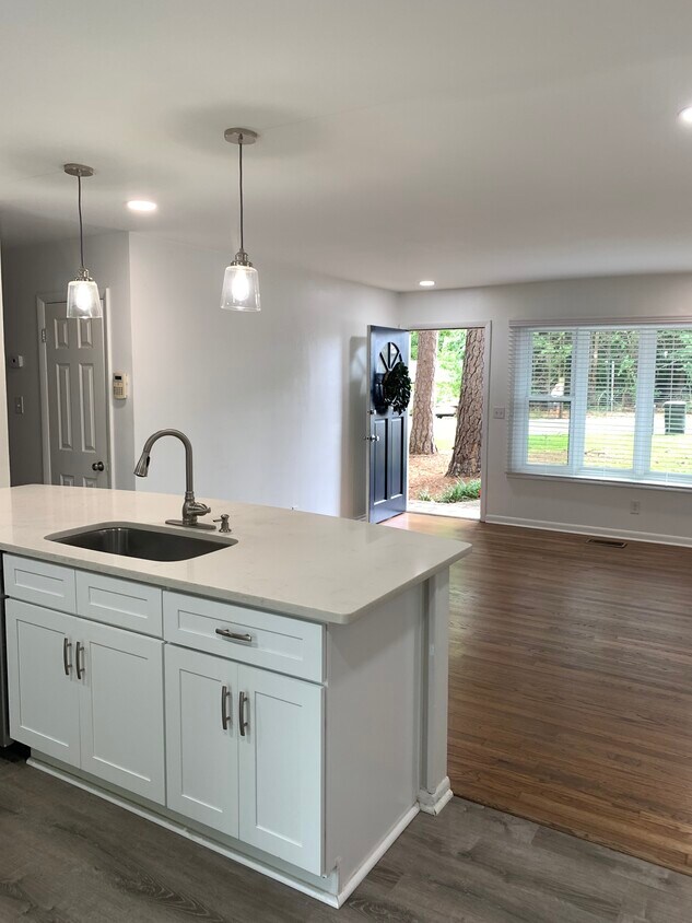 Welcome! - 3626 Admiral Dr (Chamblee, GA)