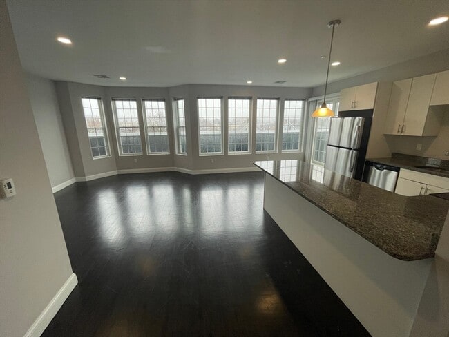 Photo - 431 River St Unit 503