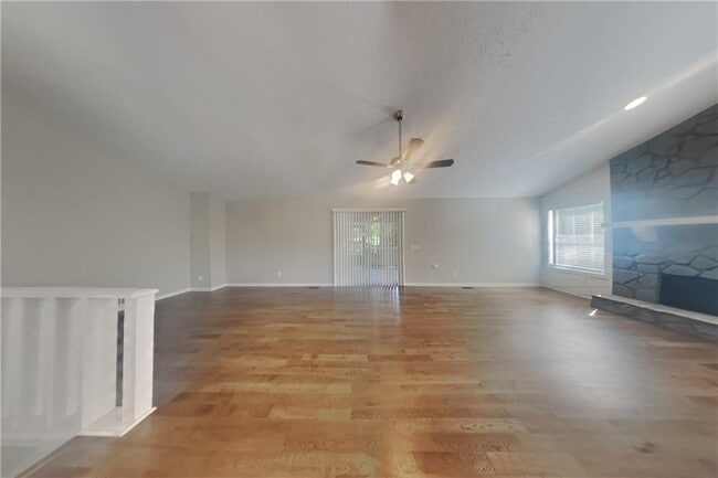 Photo - 2742 Bentwood Dr