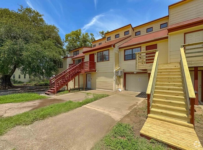 Building Photo - 1330 Warrior Way Rental