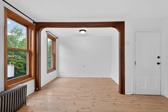 Photo - 232.5 6th St