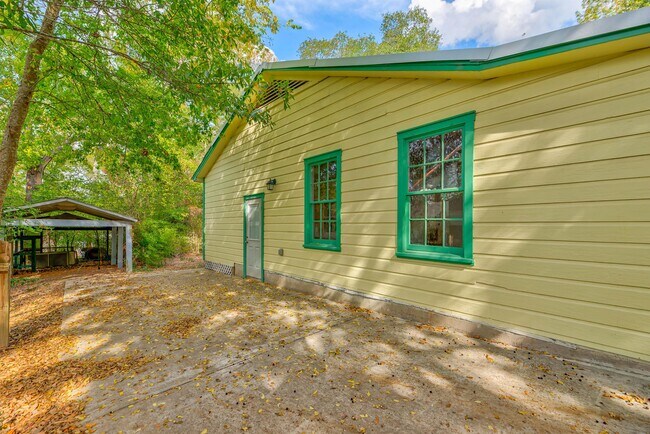 Photo - 816 Ogden St