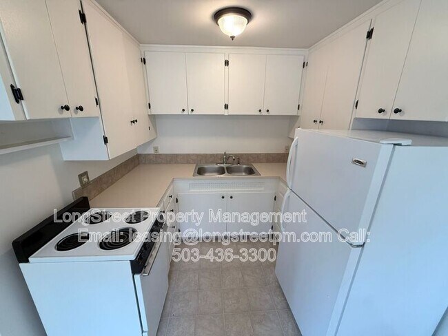 Photo - 2612 NW Tyler Ave