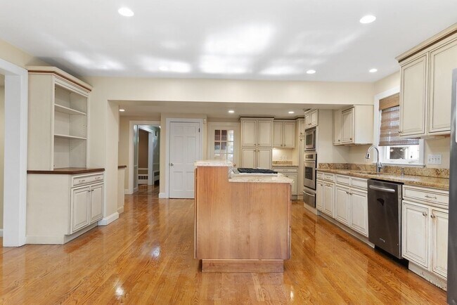 Photo - 303 Upland Ave