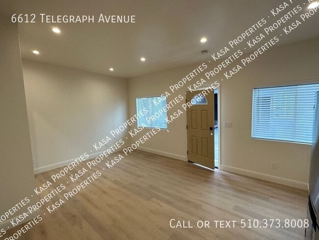 Photo - 6612 Telegraph Ave