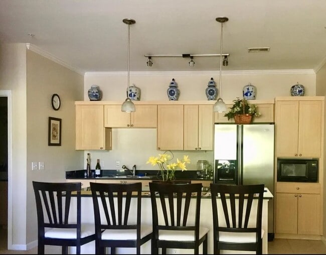 Photo - 1818 Moore Blvd Unit 103