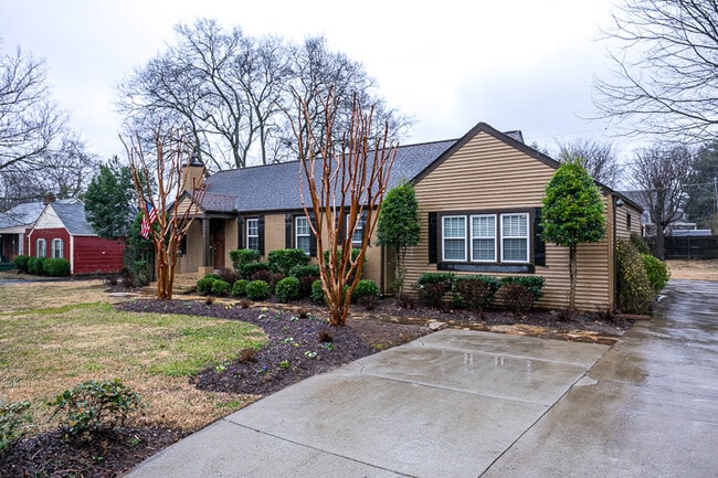 Building Photo - 308 Highland Ave