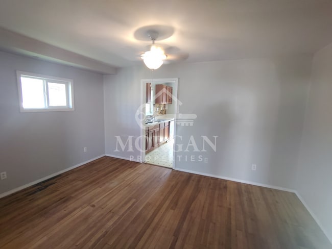 Photo - 1225 W 5th St