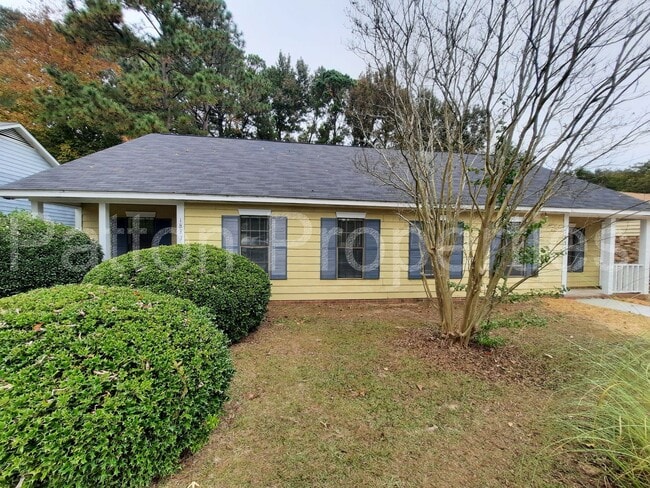Building Photo - 1833-1835 Kathleen Drive - Outside CoC -R... Unit 1833 Rental