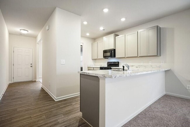 Photo - 529 Summerfield Ln NW