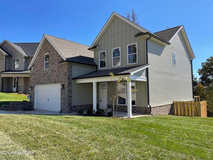 Welcome Home! This North Knox 4/2 is a MUS... - Welcome Home! This North Knox 4/2 is a MUS...