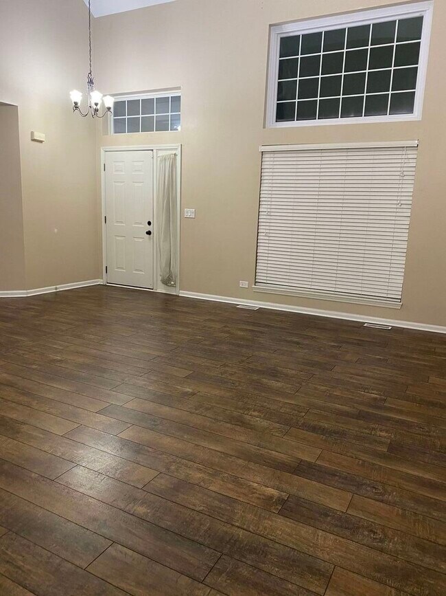 Photo - 1213 Pennsbury Ln