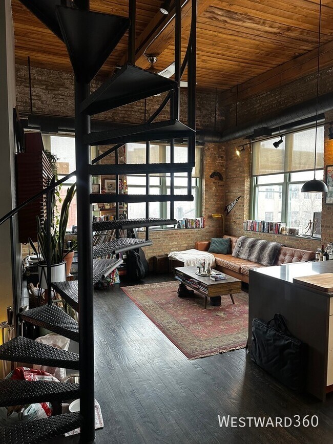 Photo - 1701 N Damen Ave Unidad 301