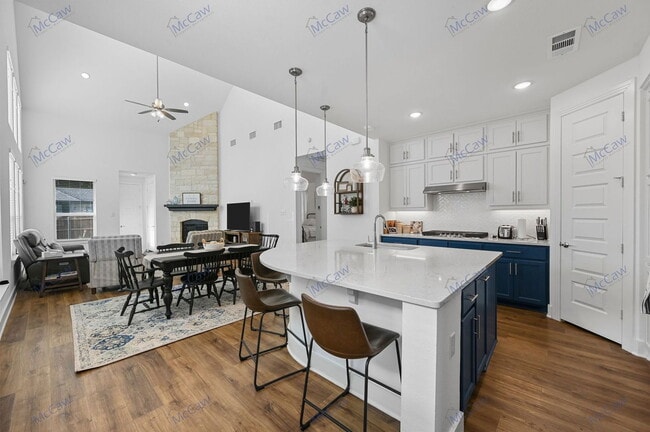 Photo - 424 Country Meadows Blvd