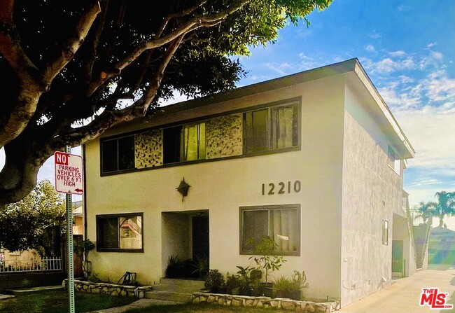 Building Photo - 12210 Birch Ave Unit C