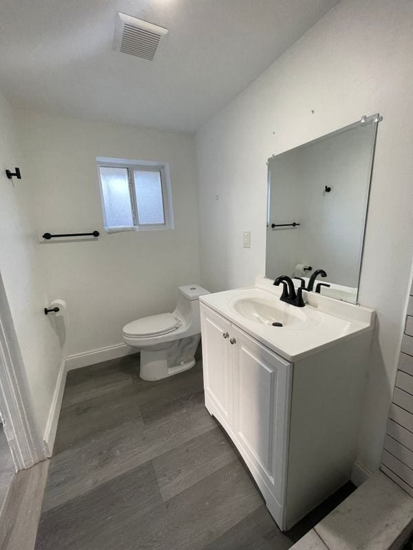 Building Photo - 3101 N 66th Ave Rental