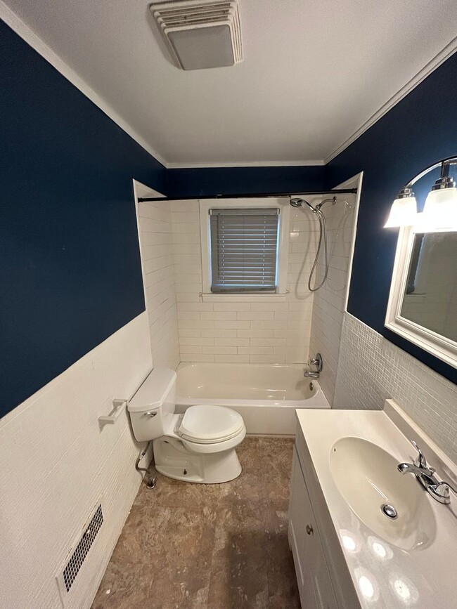 Photo - 3 Story Home Available Now Near Campus!