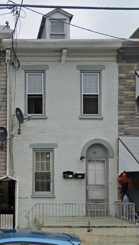 Photo - 143 S 12th St Apartments Unit 1ST FLOOR