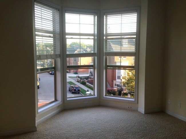 Photo - 242 Stetson St Unit 242