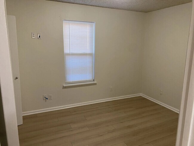 Photo - 2BR Home in Port Allen | Garden District of West Baton Rouge