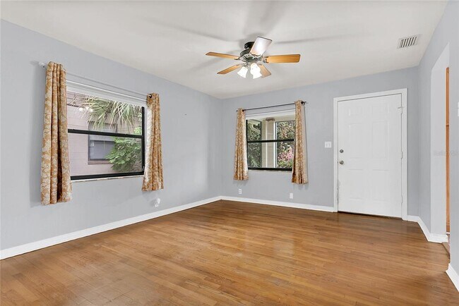 Photo - 1700 Ferris Ave