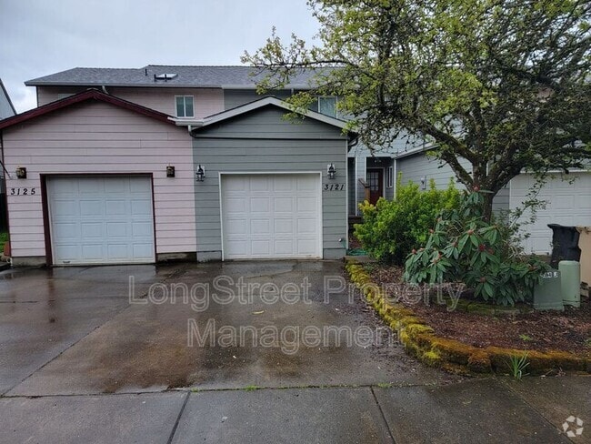 Building Photo - 3121 NE Flintlock Pl Rental